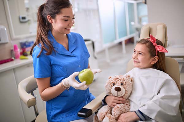 When Should Children See A Dentist For Kids?